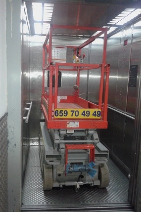 plataforma elevadora de tijera pequeña Skyjack 3215 - 6 metros
